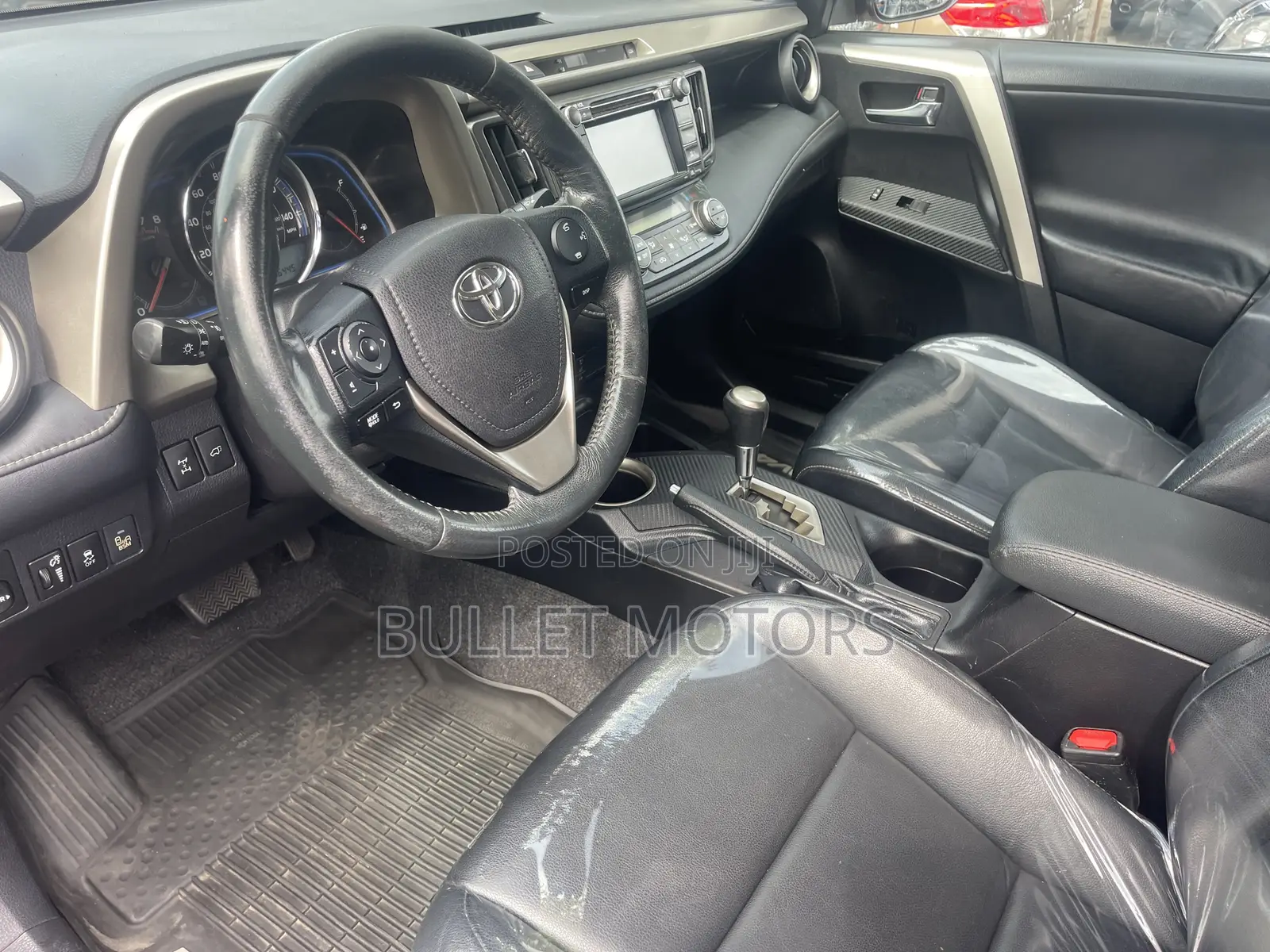 Toyota RAV4 Limited 4dr SUV AWD (2.5L 4cyl 6A) 2015 Orange