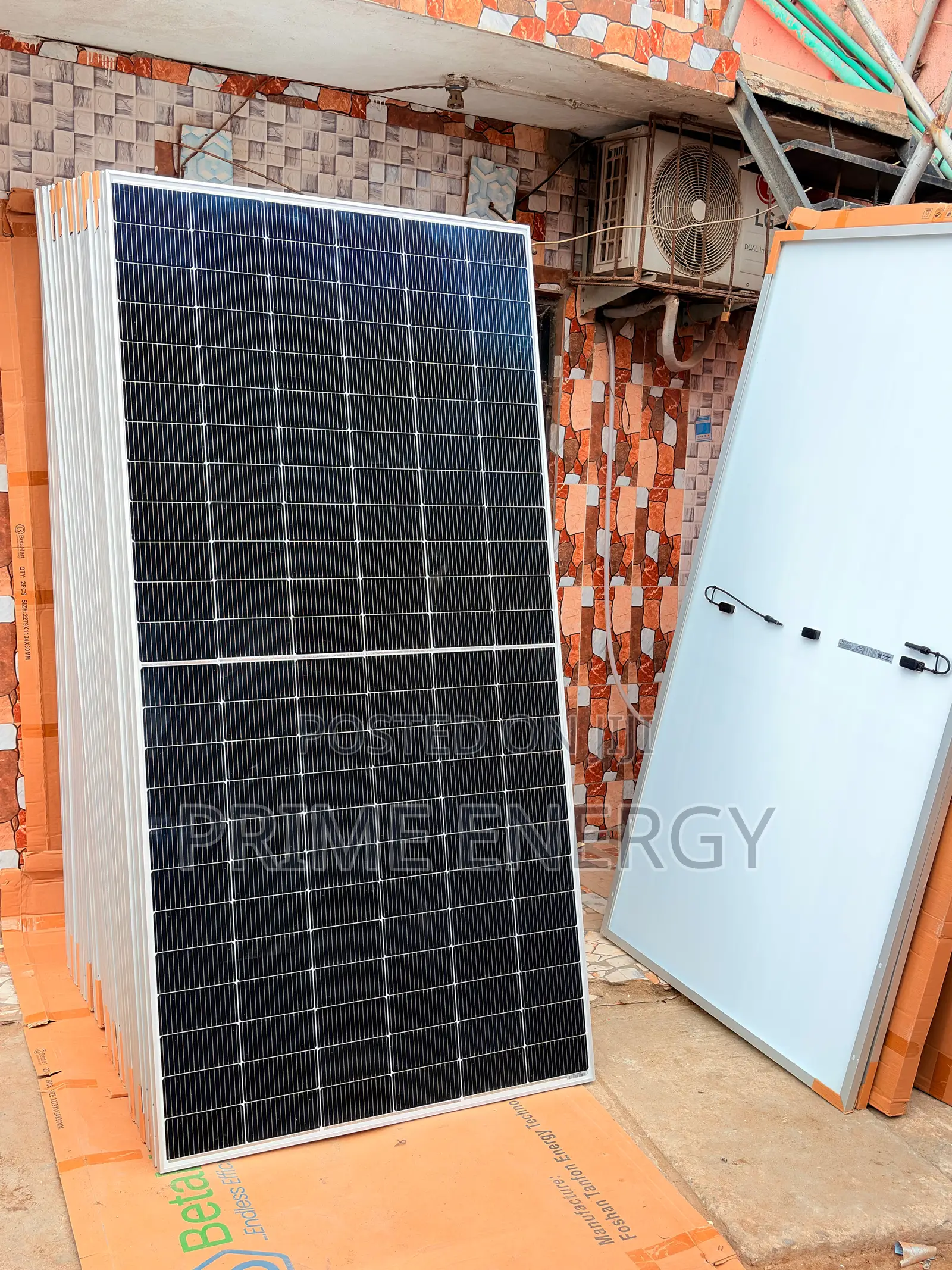 650w Mono-Facial Solar Panel