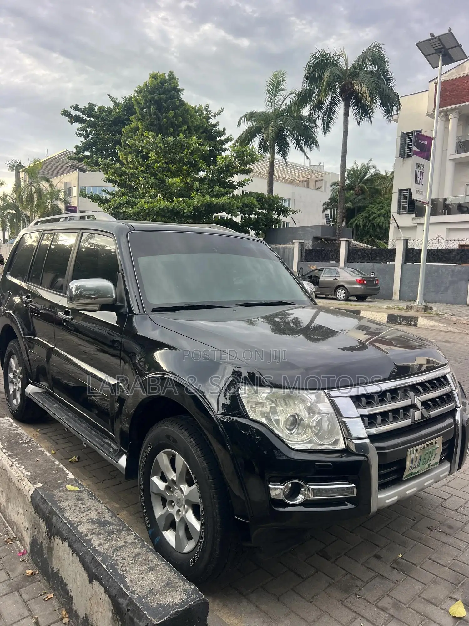 Mitsubishi Pajero 3.8 V6 GLS/GLX 2011 Black