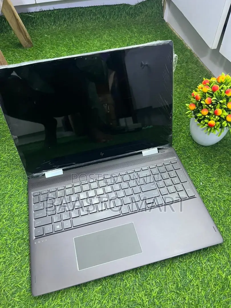 Laptop HP Envy 15 8GB AMD Ryzen 9 HDD+SSD 1T
