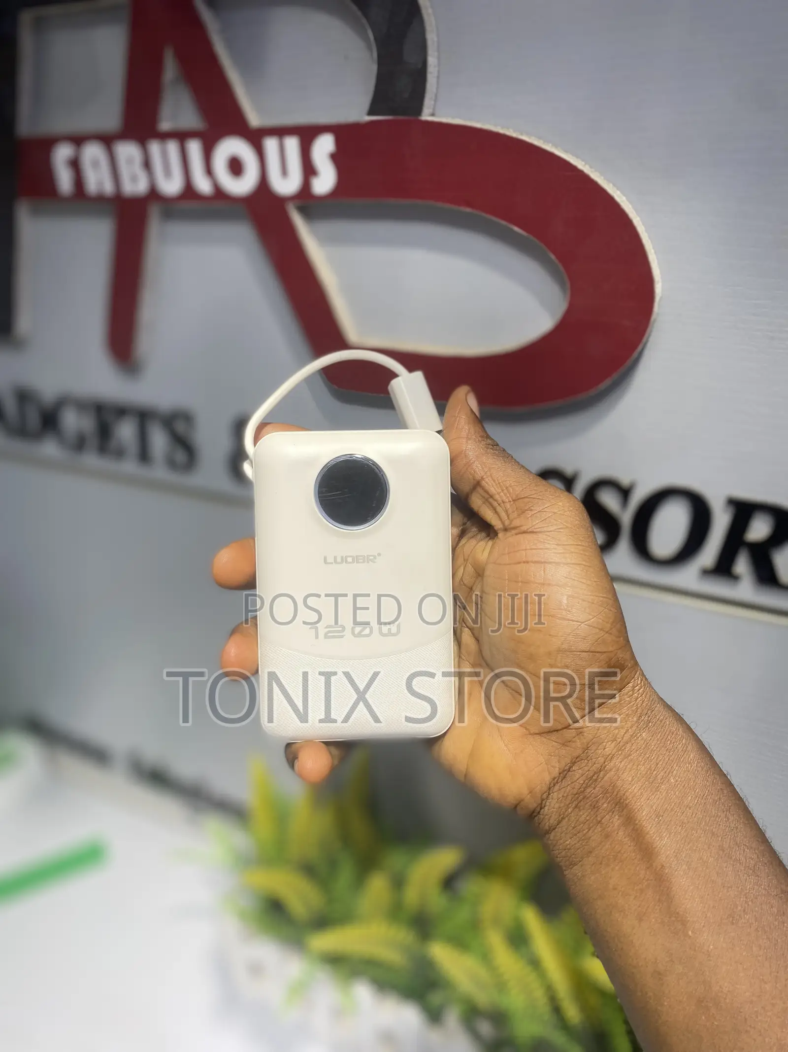 Ludbr 120w 20,000mah Powerbank With Inbuilt Cable