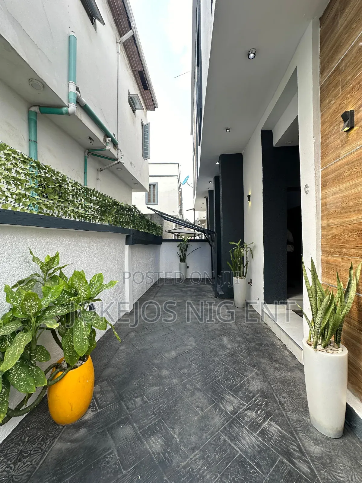 Furnished 4bdrm Duplex in Lekki Palm City for rent