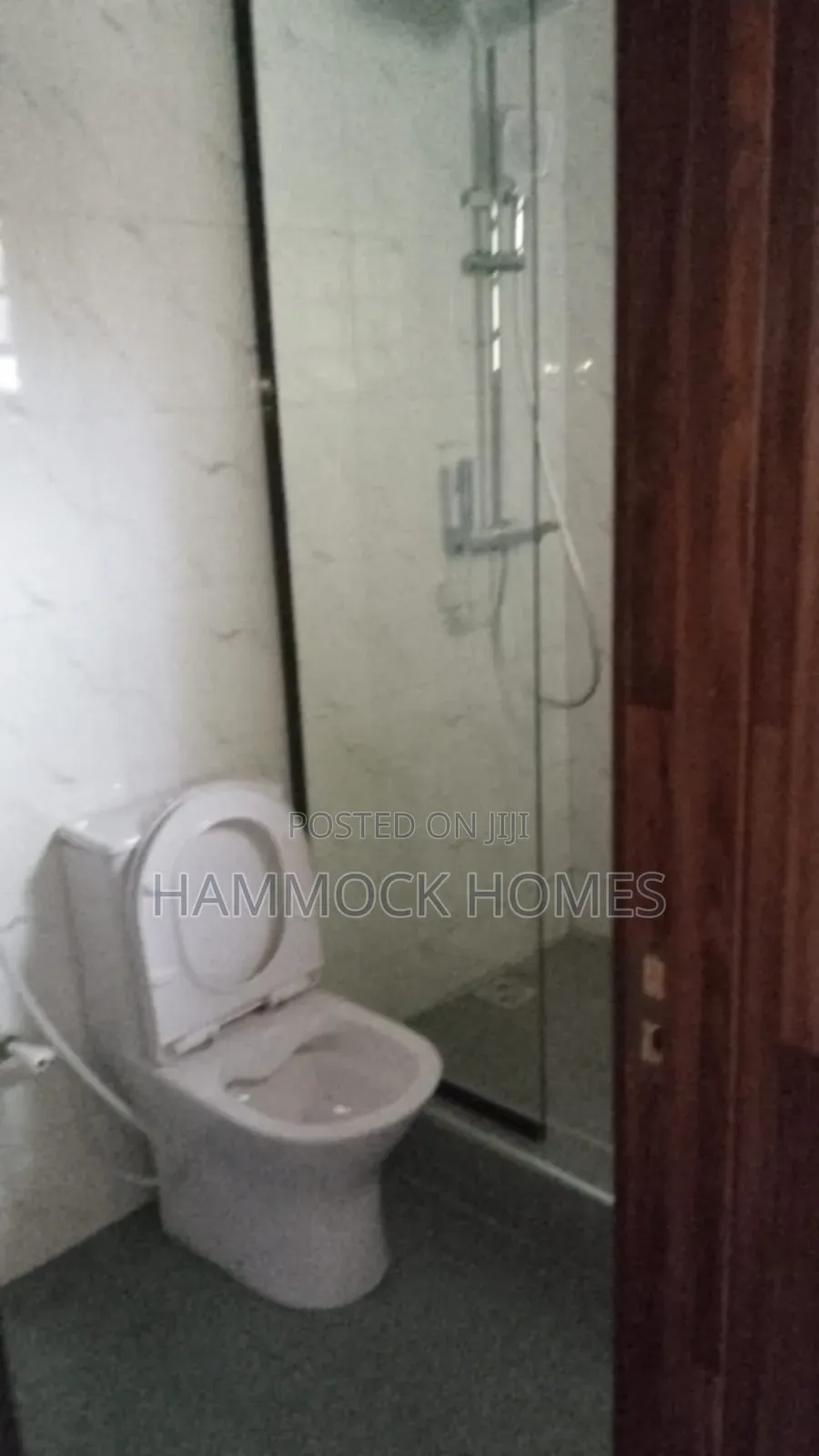 4bdrm Duplex in Agodi for rent