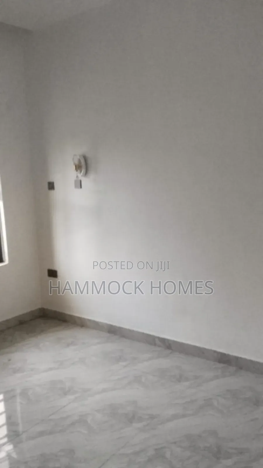 4bdrm Duplex in Agodi for rent