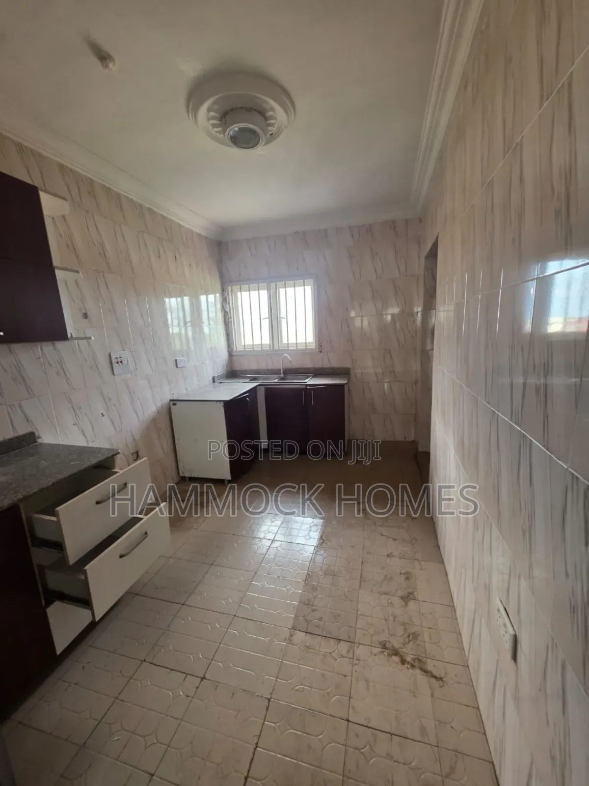 3bdrm Block of Flats in Carlton Gate Gra, Akobo for rent