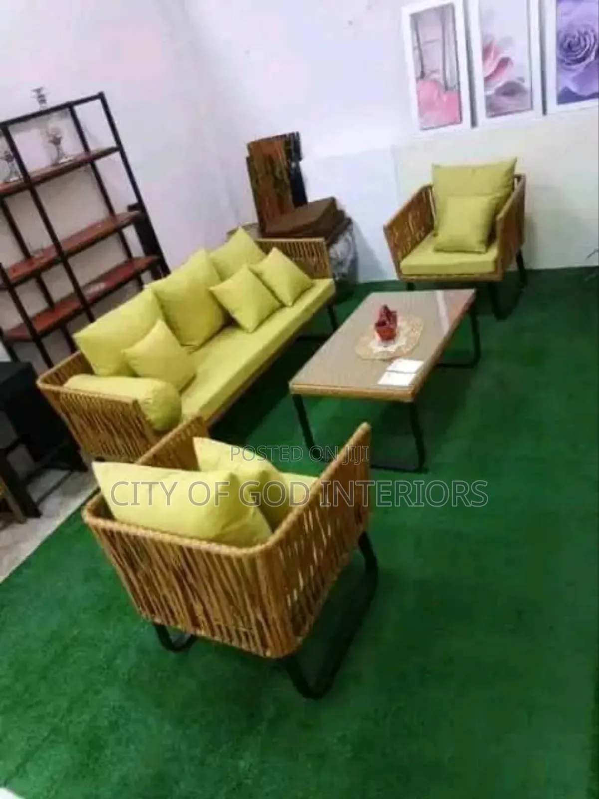 Unique Quality Out Door Set by 5
