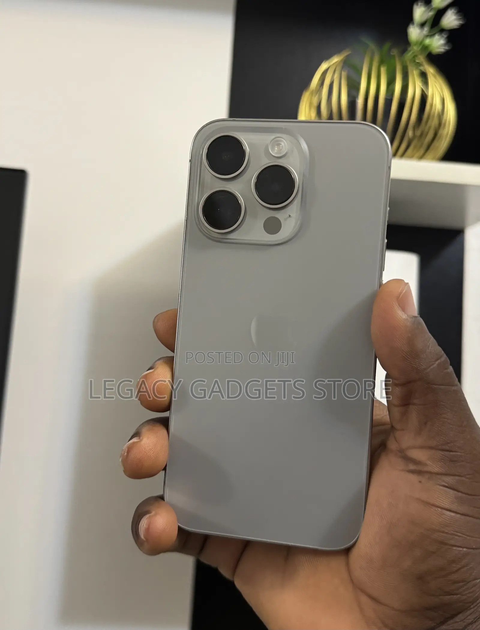 Apple iPhone 15 Pro 128 GB Gray