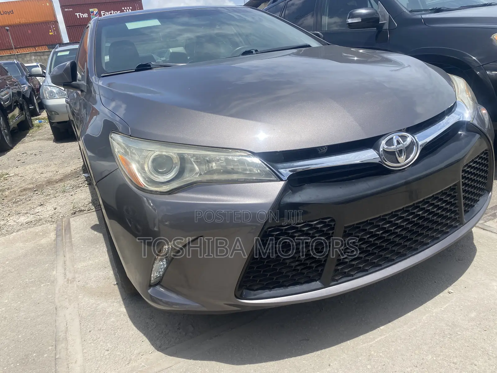 Toyota Camry XLE 4dr Sedan (2.5L 4cyl 6A) 2017 Gray