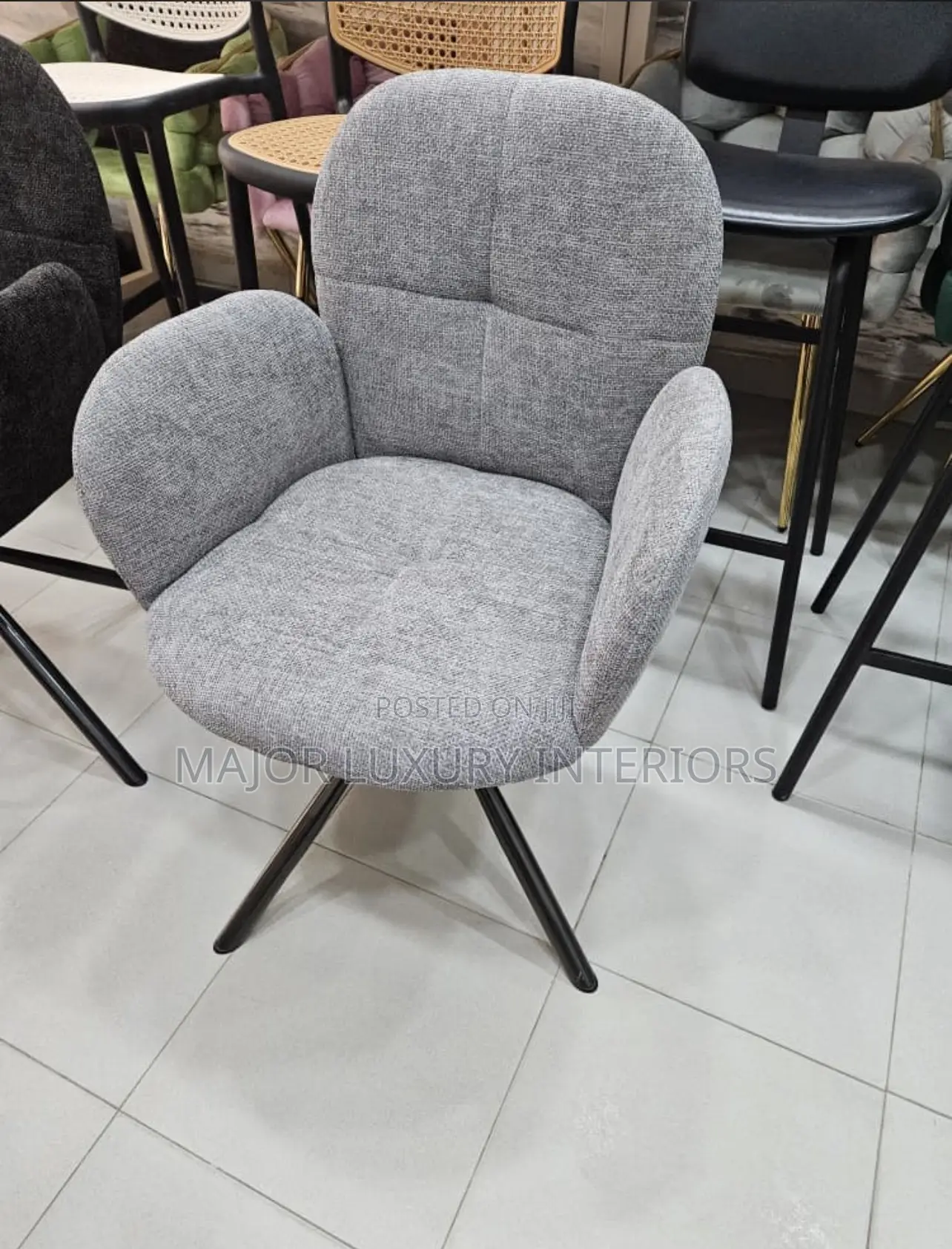 Swivel Accent Chair