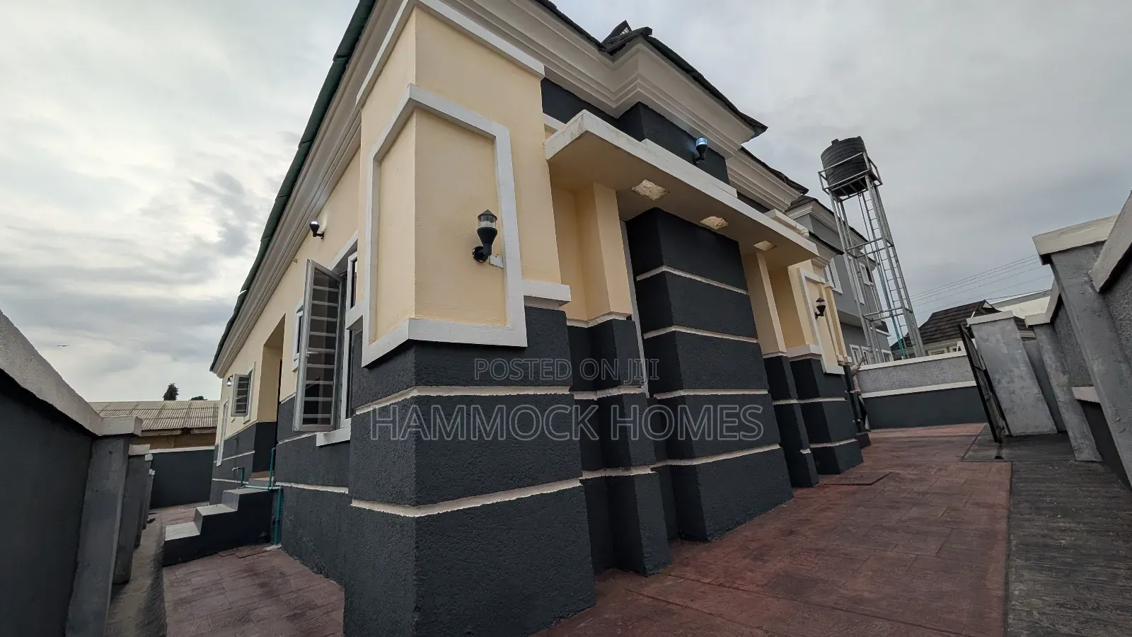 4bdrm Bungalow in Bera Estate ,, Akobo for sale