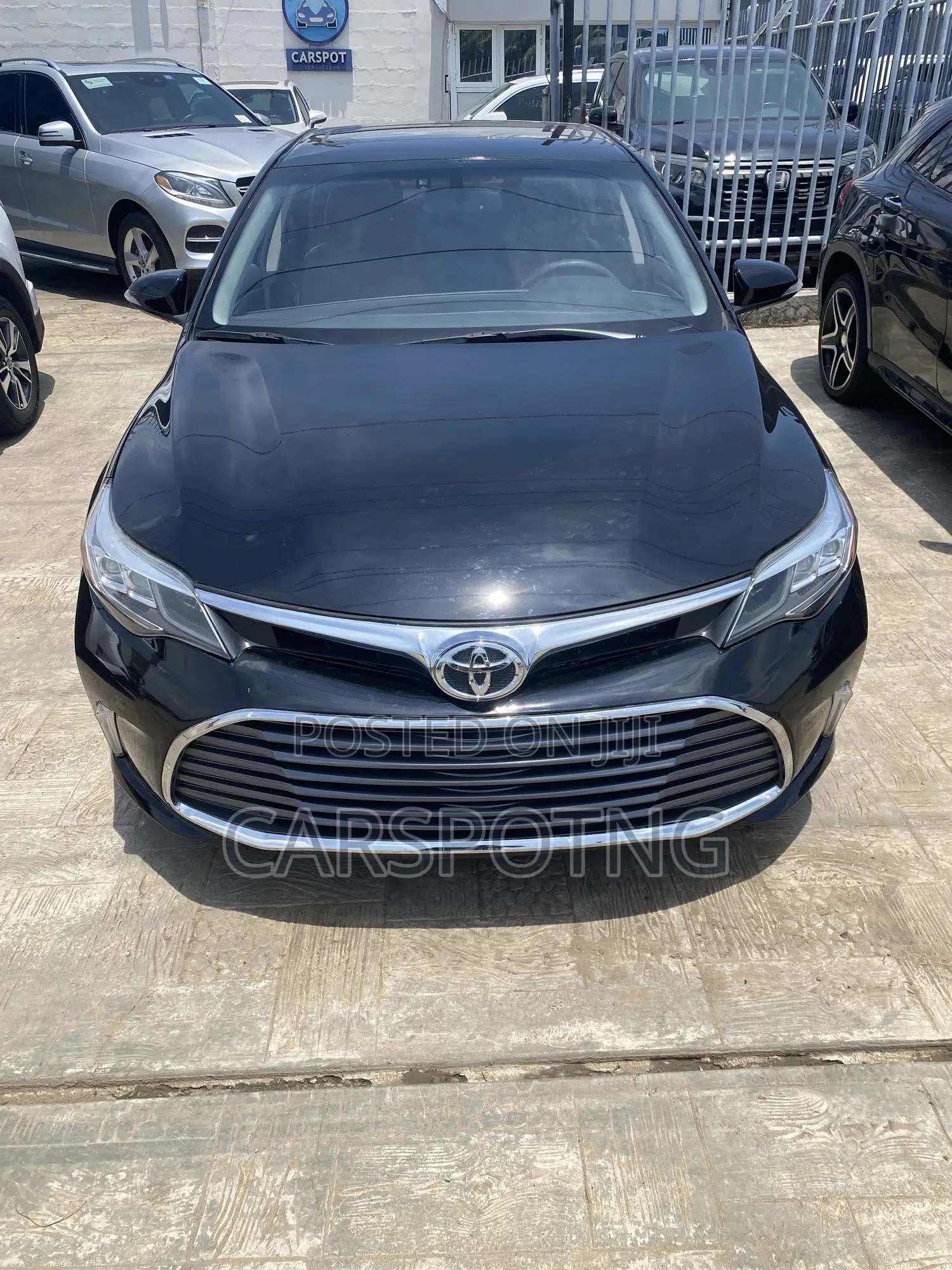 Toyota Avalon Touring FWD Sedan (3.6L 6cyl 6A) 2016 Black