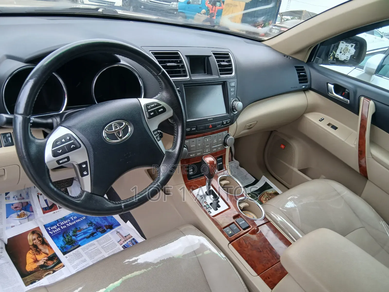 Toyota Highlander Limited 3.5l 4WD 2013 Gold