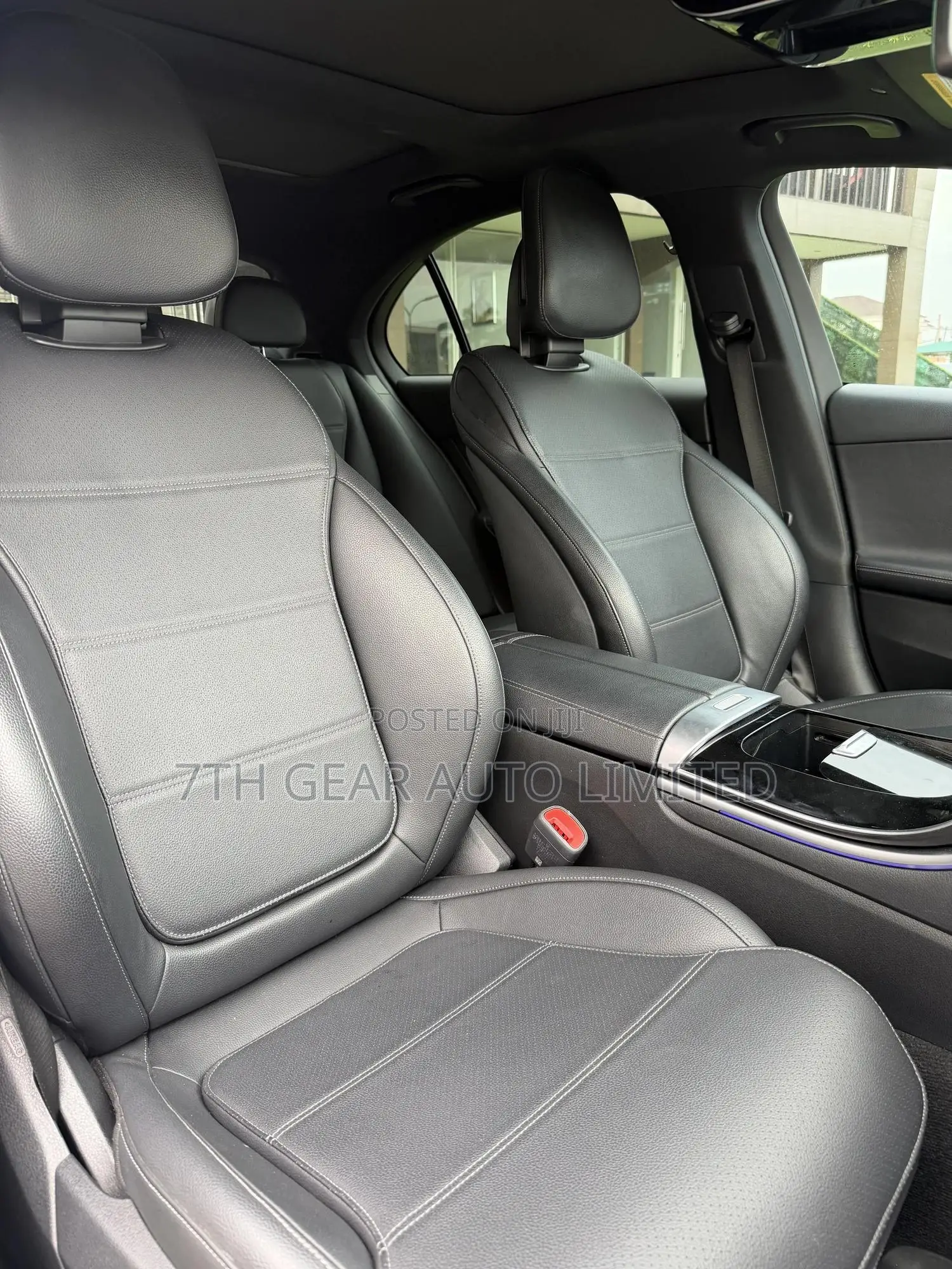 Mercedes-Benz C300 2022 White