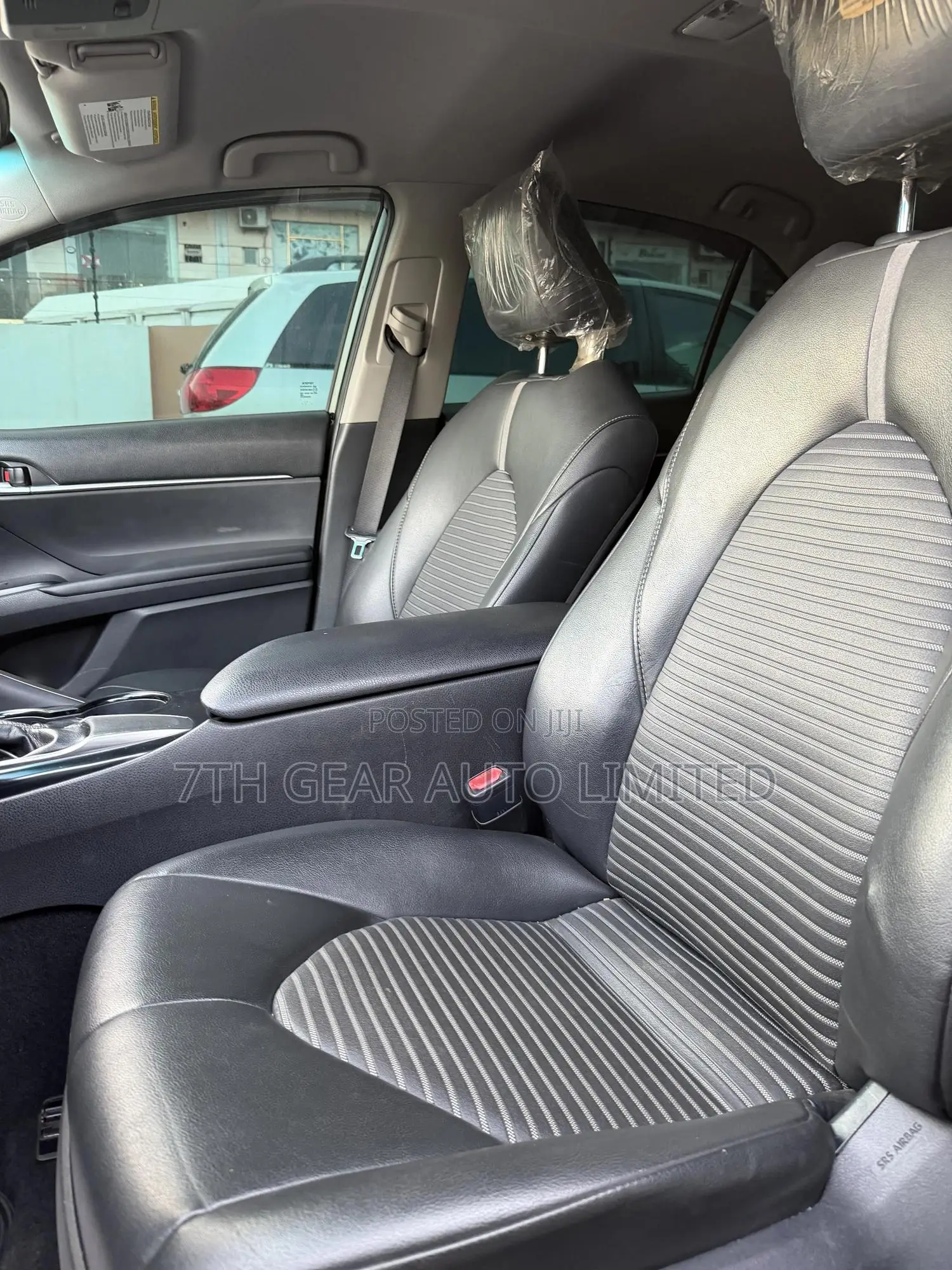 Toyota Camry SE (2.5L 4cyl 8A) 2019 Black