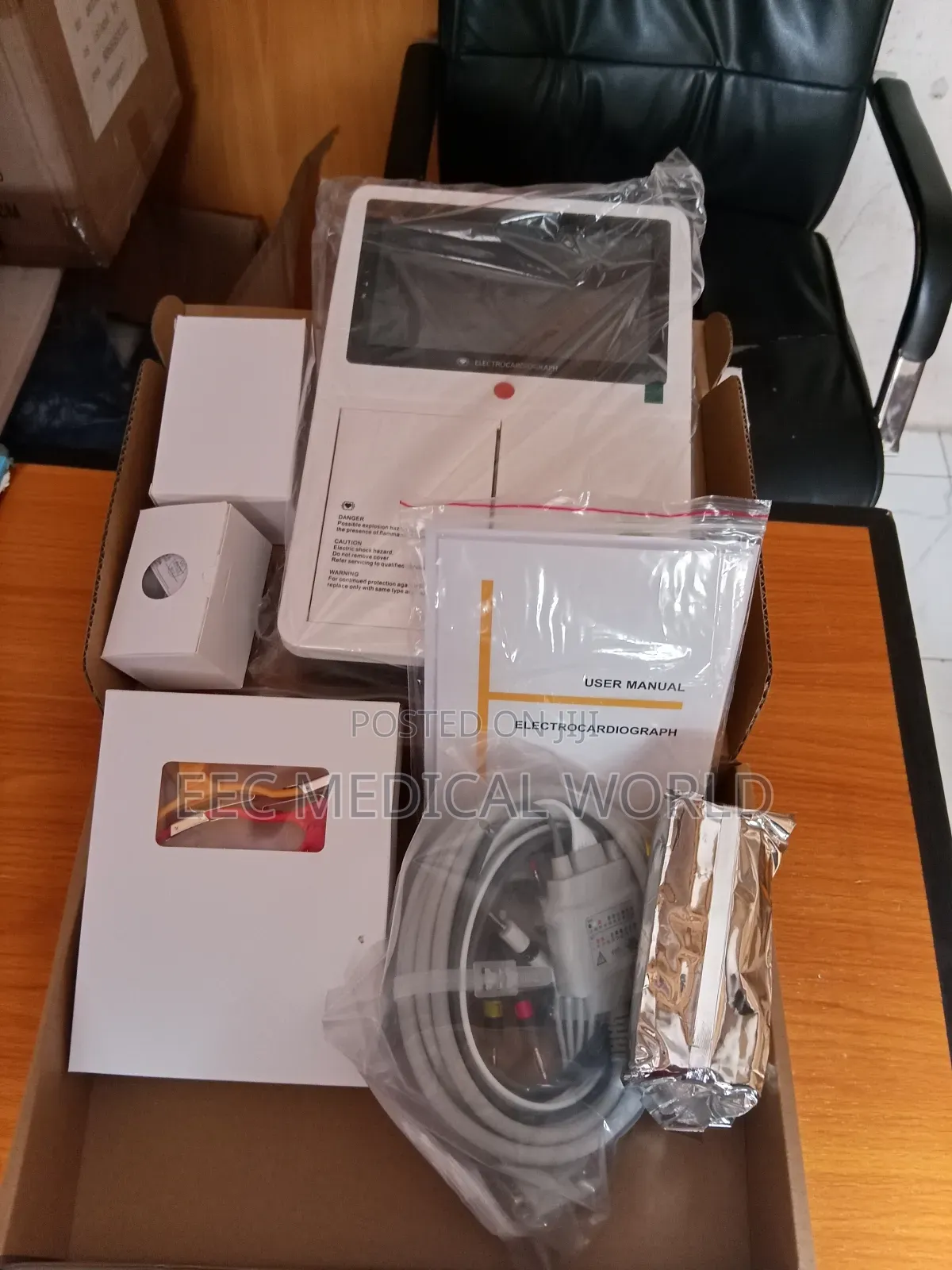 6-Channel Electrocardiograph (Ecg) Machine