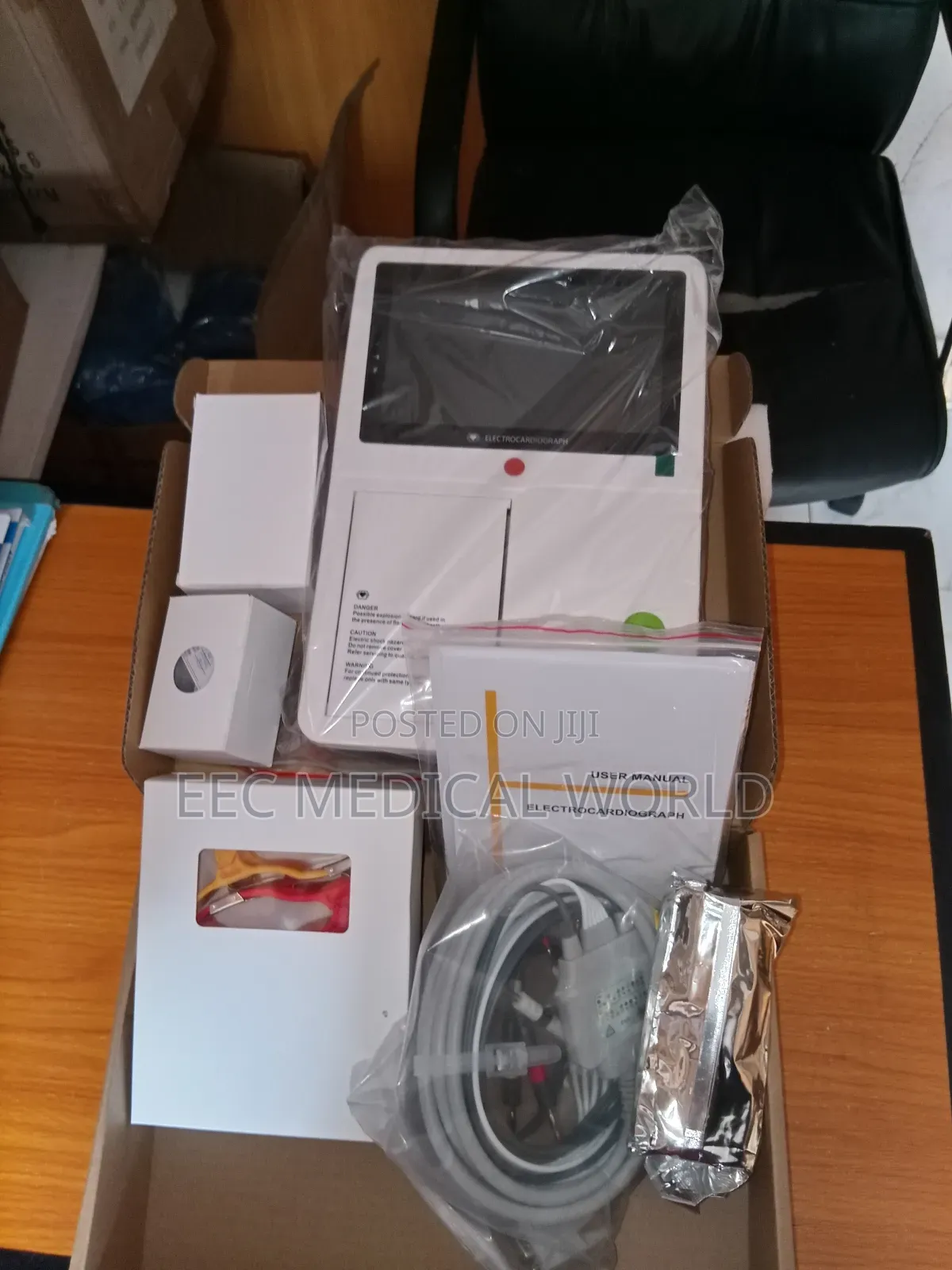 6-Channel Electrocardiograph (Ecg) Machine