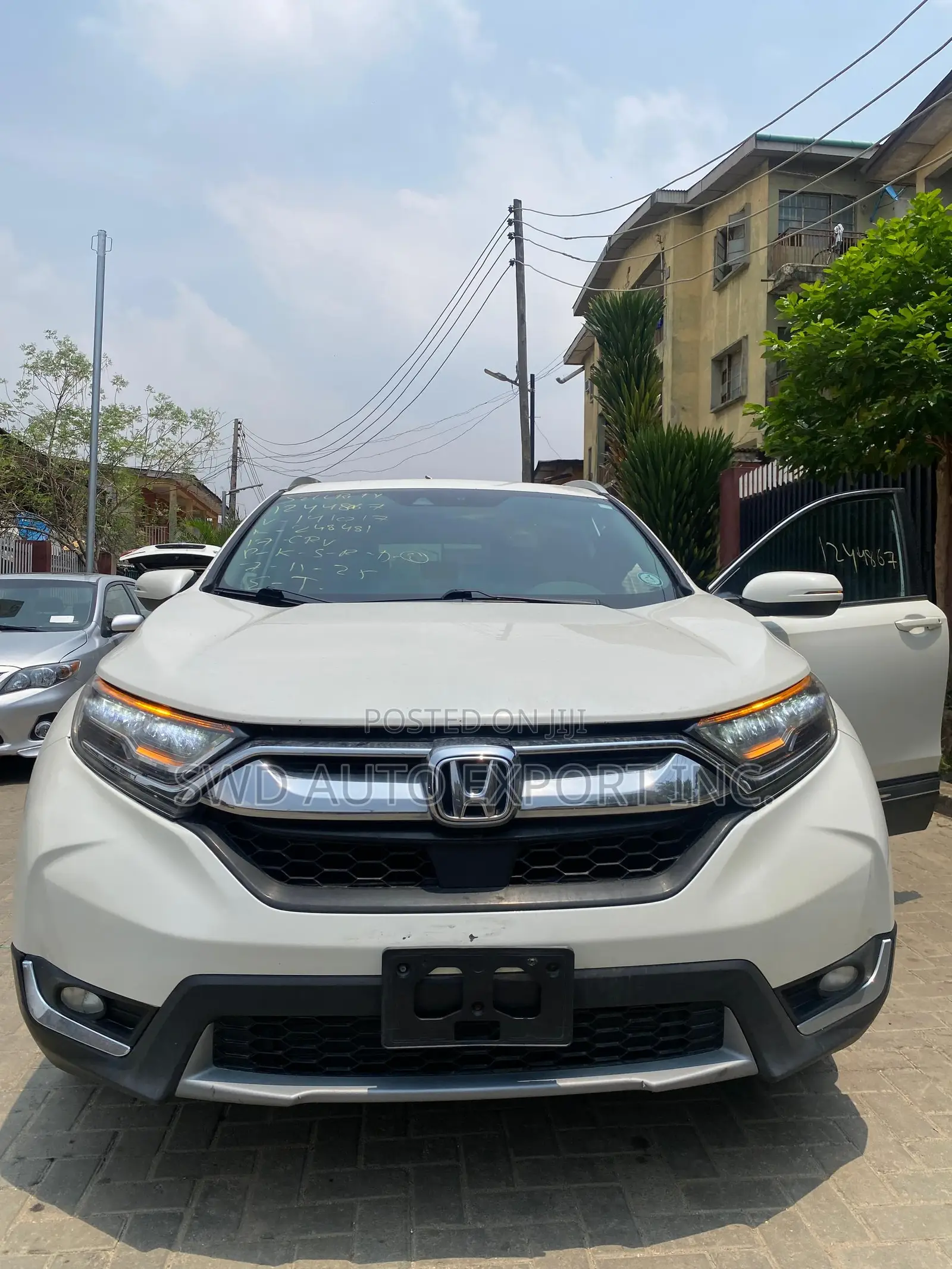 Honda CR-V Touring 4dr SUV AWD (1.5L 4cyl CVT) 2017 White