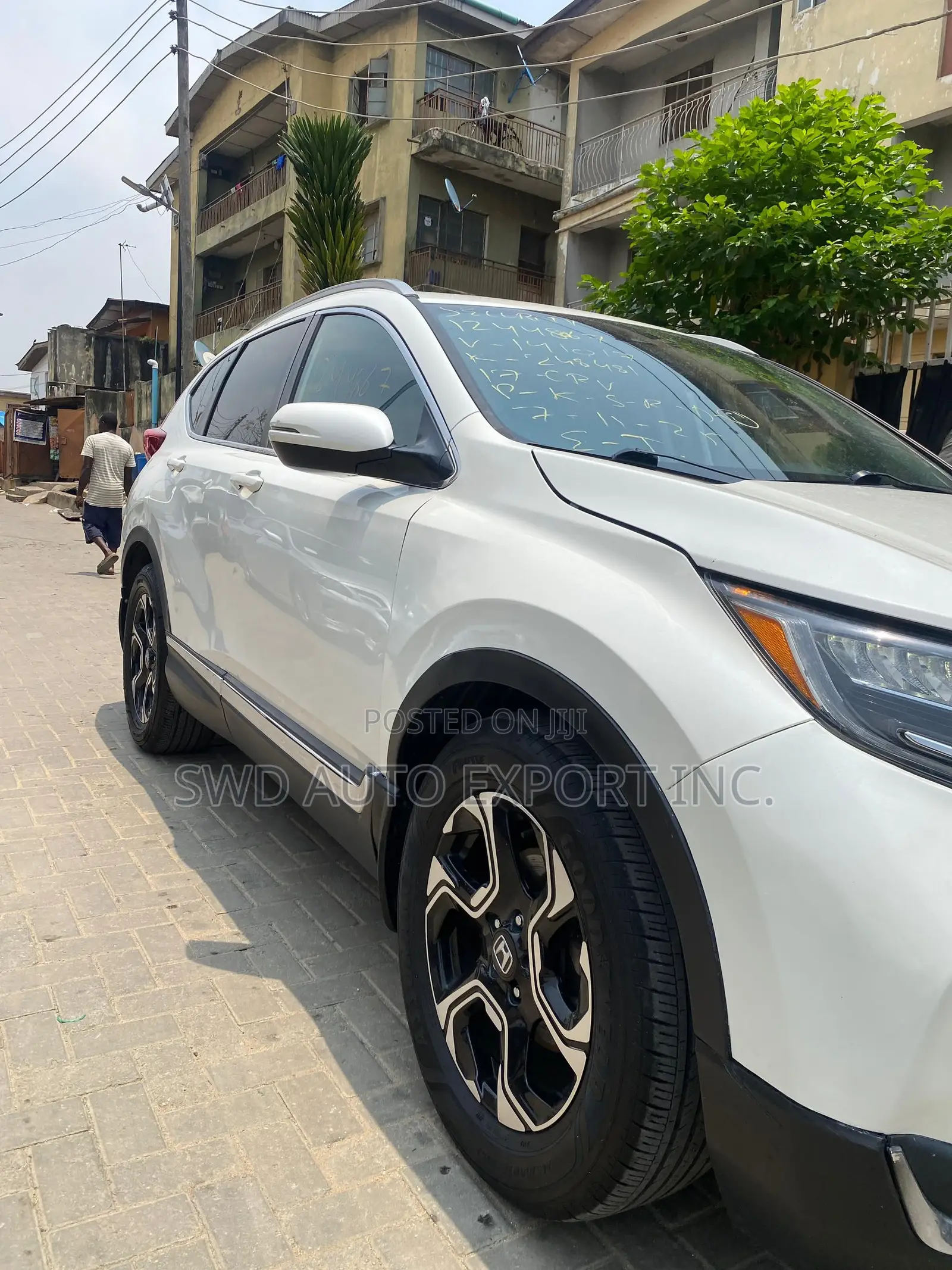 Honda CR-V Touring 4dr SUV AWD (1.5L 4cyl CVT) 2017 White