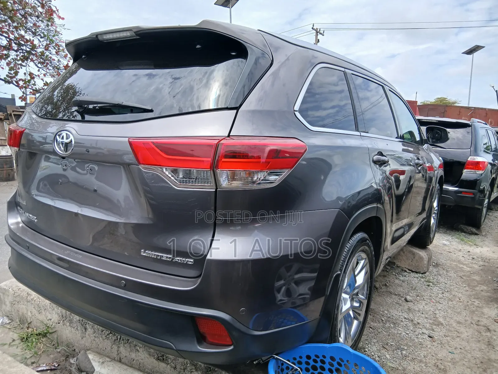 Toyota Highlander Limited Platinum V6 4x4 (3.5L 6cyl 6A) 2016 Gray