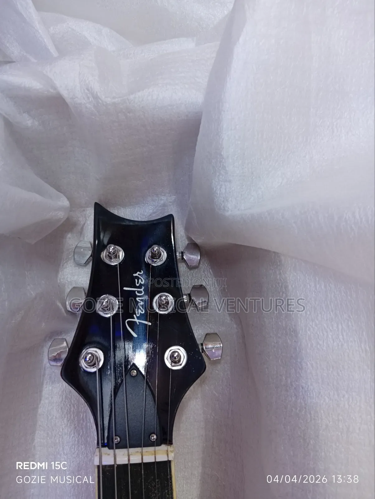 Fender PRS Electric Guitar 6 Strings Red Colour.