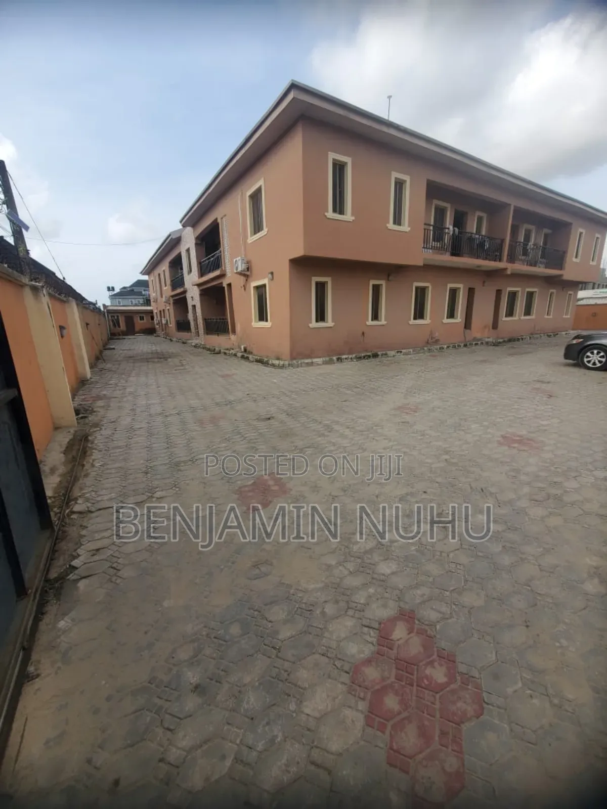 3bdrm Block of Flats in In A Secure Estate, Olokonla for sale