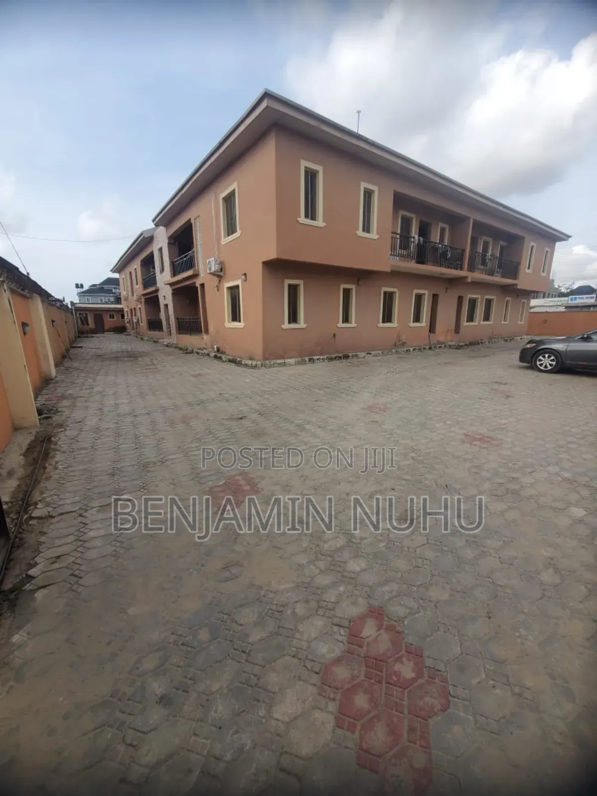 3bdrm Block of Flats in In A Secure Estate, Olokonla for sale