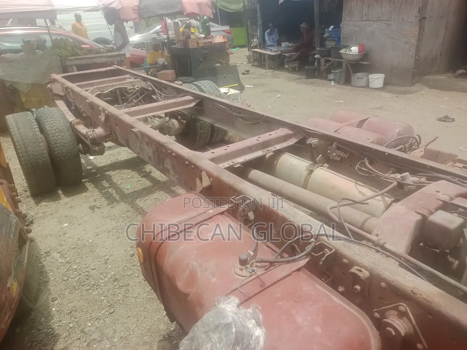 814 Truck Cab and Chassis Tokunbo