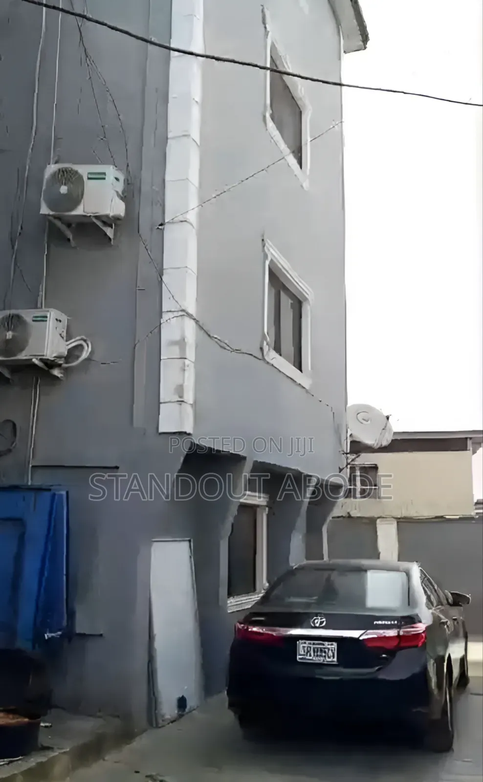 3bdrm Block of Flats in In Good Location, Aguda / Surulere for sale