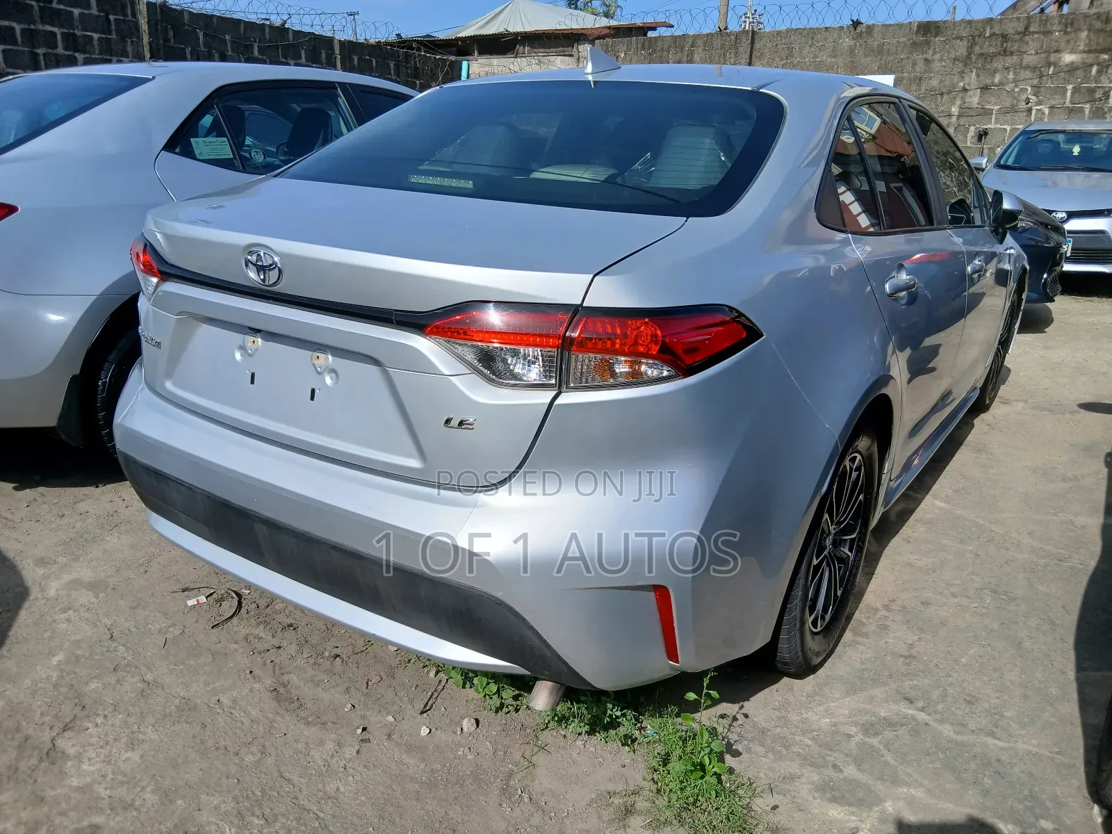 Toyota Corolla LE 2022 Silver