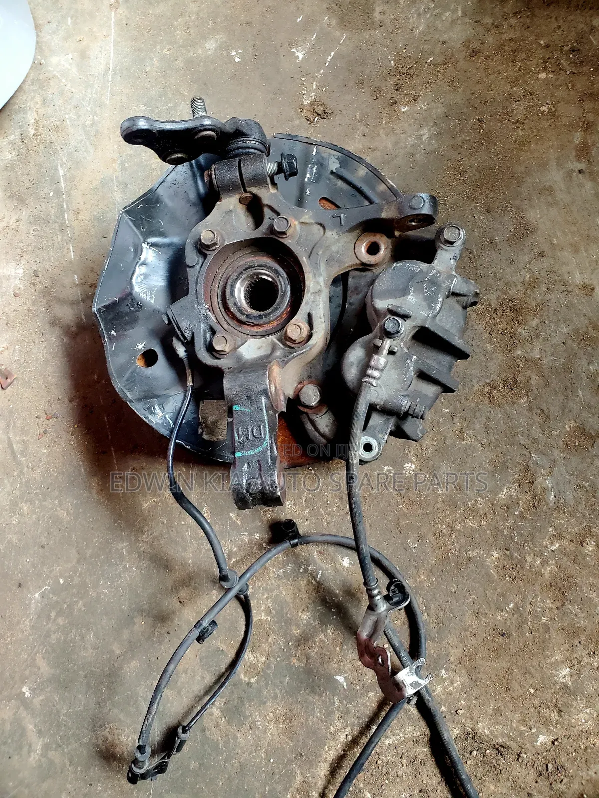 Hyundai Santafe Front Hub Complete Driver Side 2015 Model