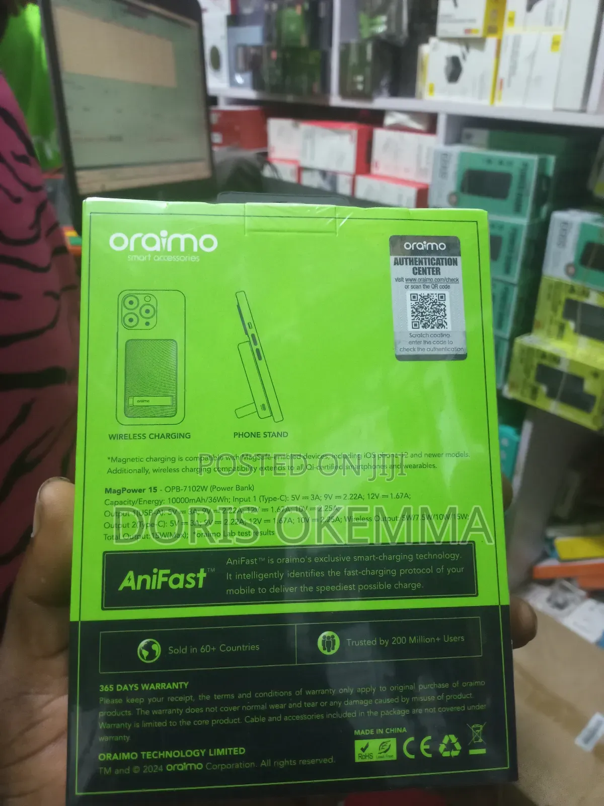 The Oraimo Magnetic Power Bank 15w (Opb-7102w)