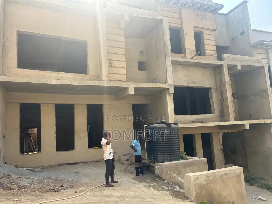 Brand New 5bedroom Carcass Townhouse (Terrace)