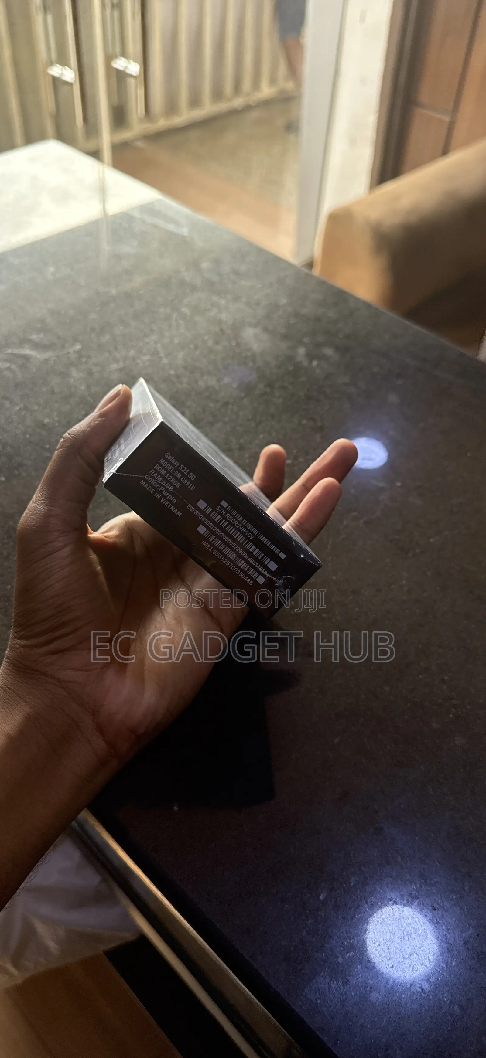 New Samsung Galaxy S21 5G 128 GB Purple