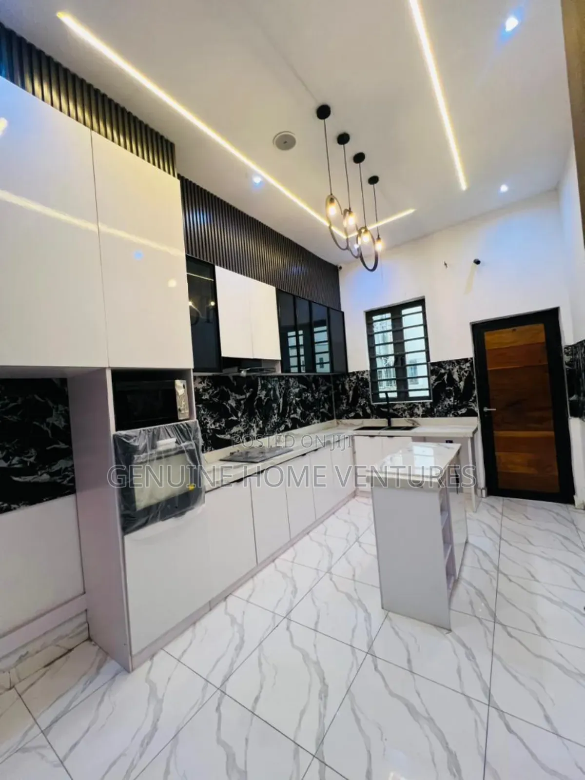 4bdrm Duplex in Sangotedo for sale