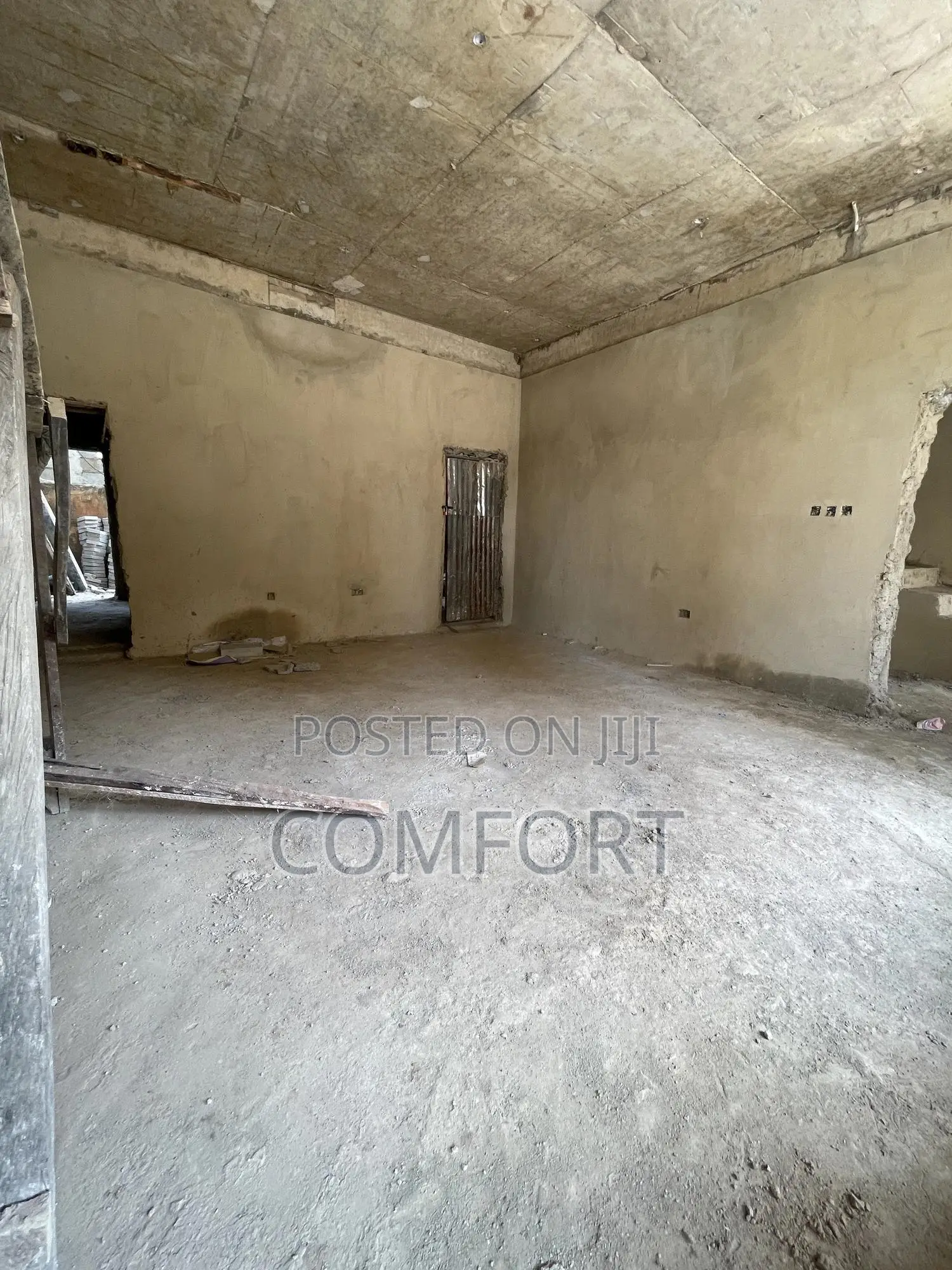 Well Built 5bedroom Townhouse (Terrace)