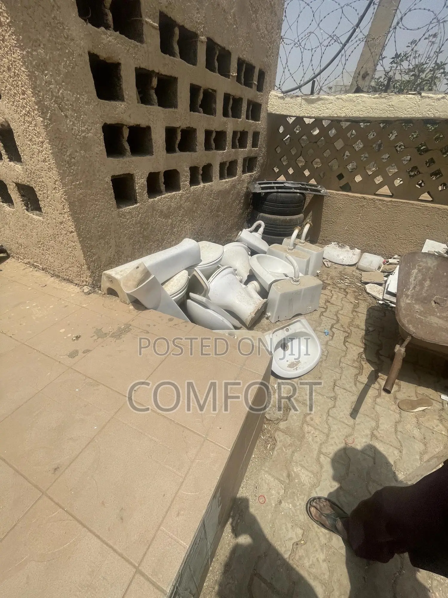 Brand New 5bedroom Carcass Townhouse (Terrace)