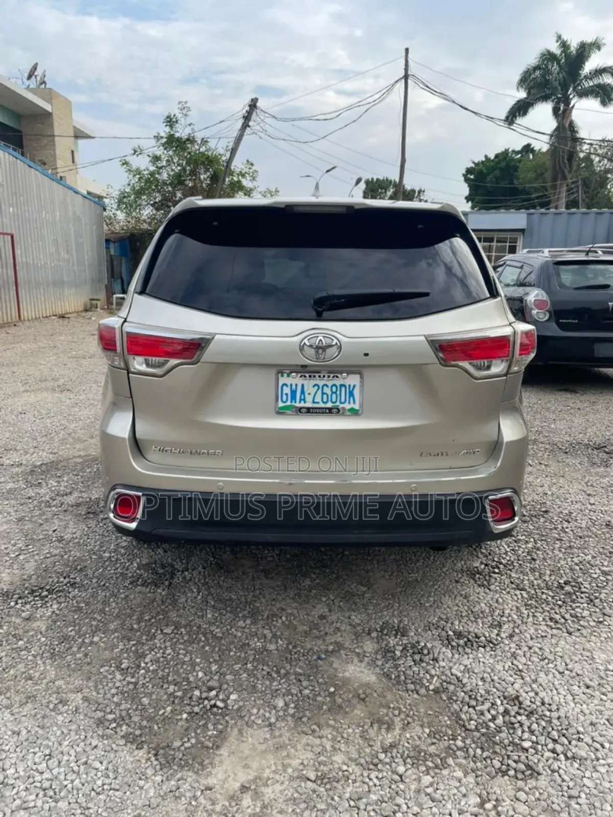 Toyota Highlander Limited 4dr SUV AWD (3.5L 6cyl 6A) 2015 Gold