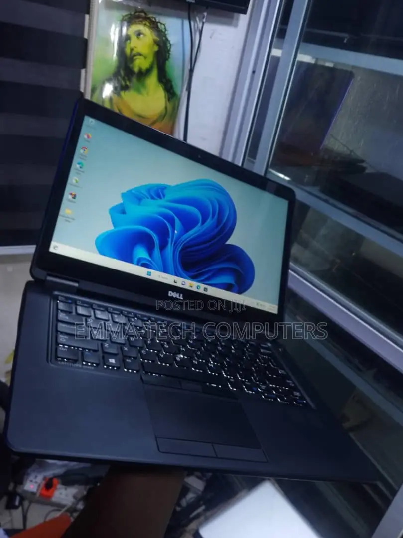 Laptop Dell Latitude 7450 8GB Intel Core i5 SSD 256GB