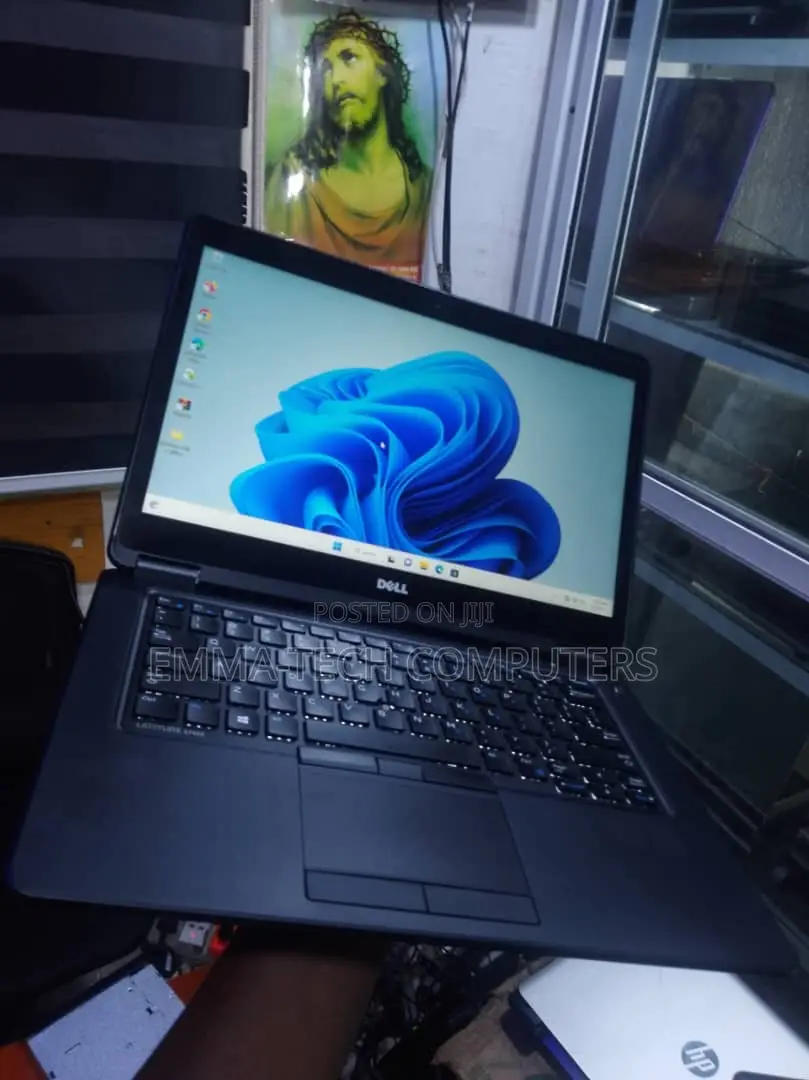 Laptop Dell Latitude 7450 8GB Intel Core i5 SSD 256GB
