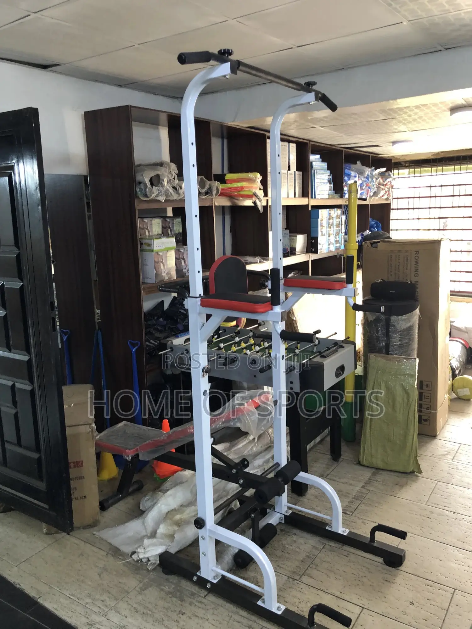 Multifunctional Power Tower Fitness Station