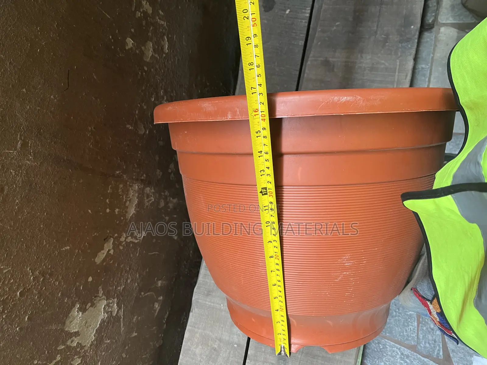 Big Plastic Plant Flower Pots