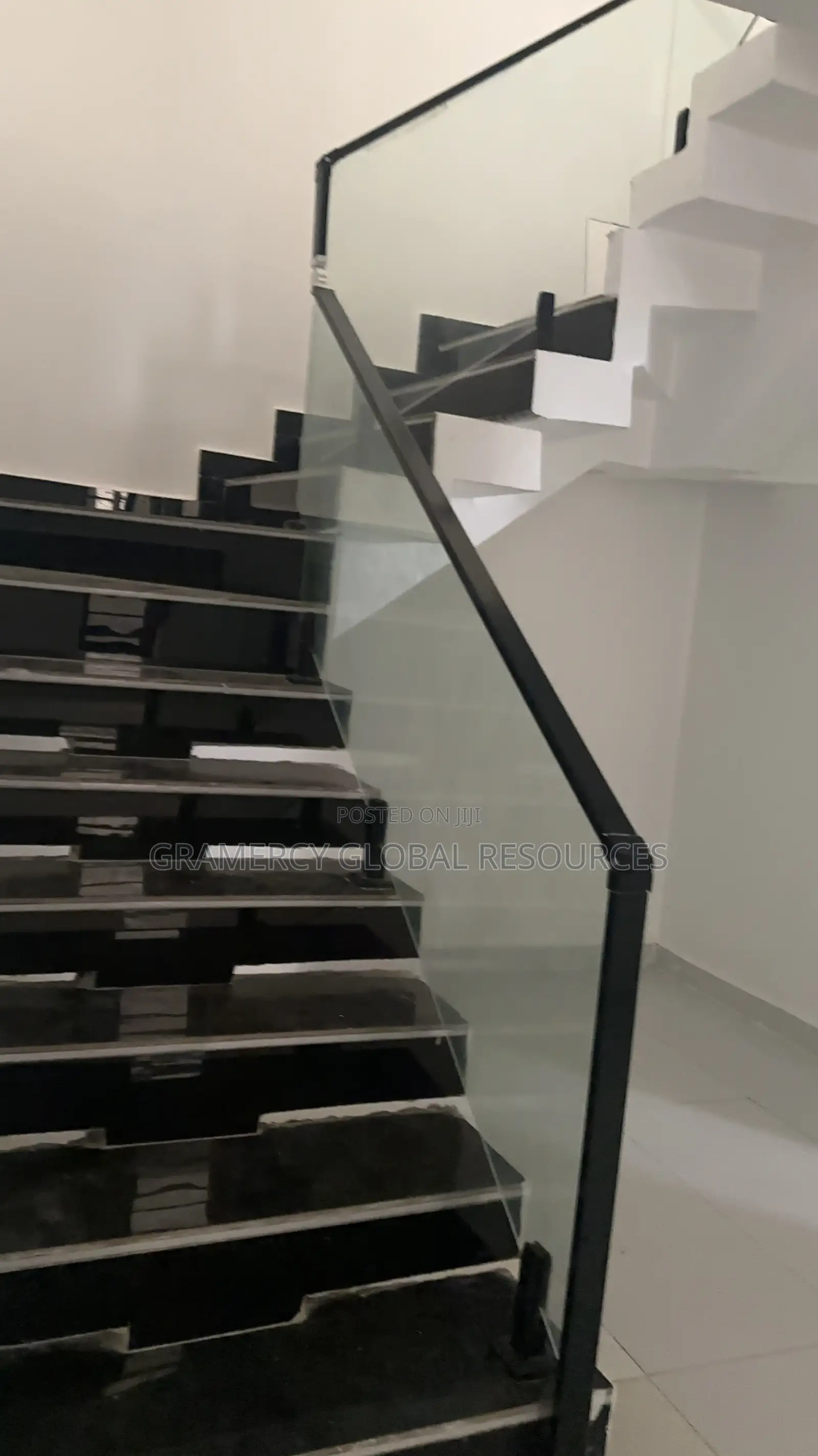 4bdrm Duplex in Urban Prime Estate for sale
