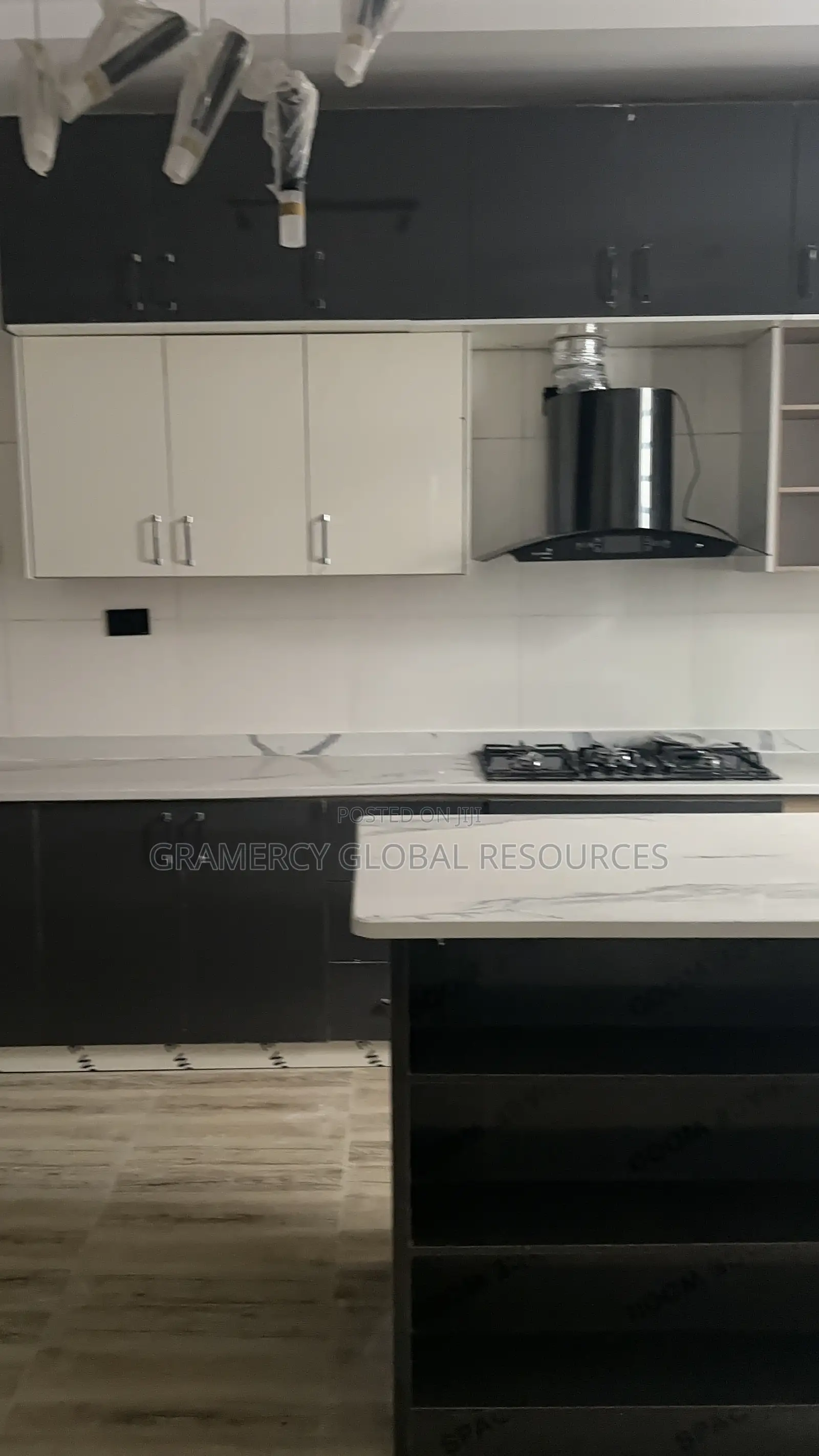 4bdrm Duplex in Urban Prime Estate for sale