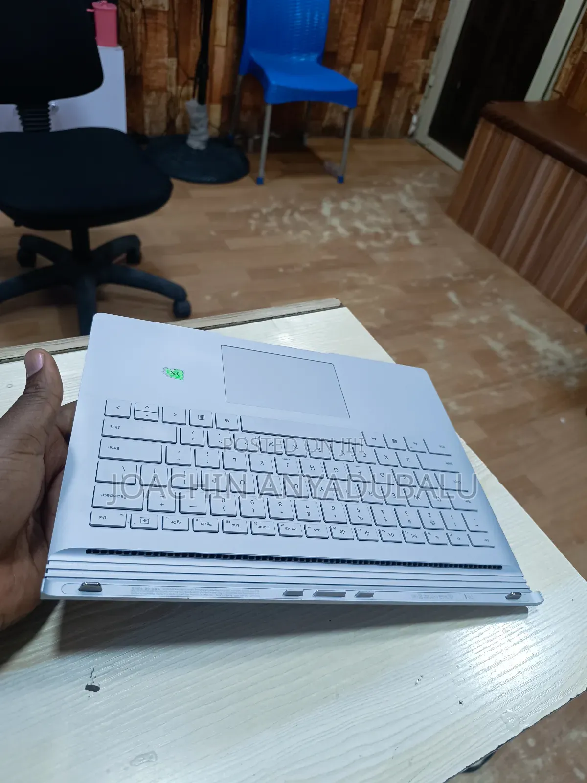 Surface Book2 13" Detachable Keyboard 1835 2gb Nvidia Geforce GTX 1050