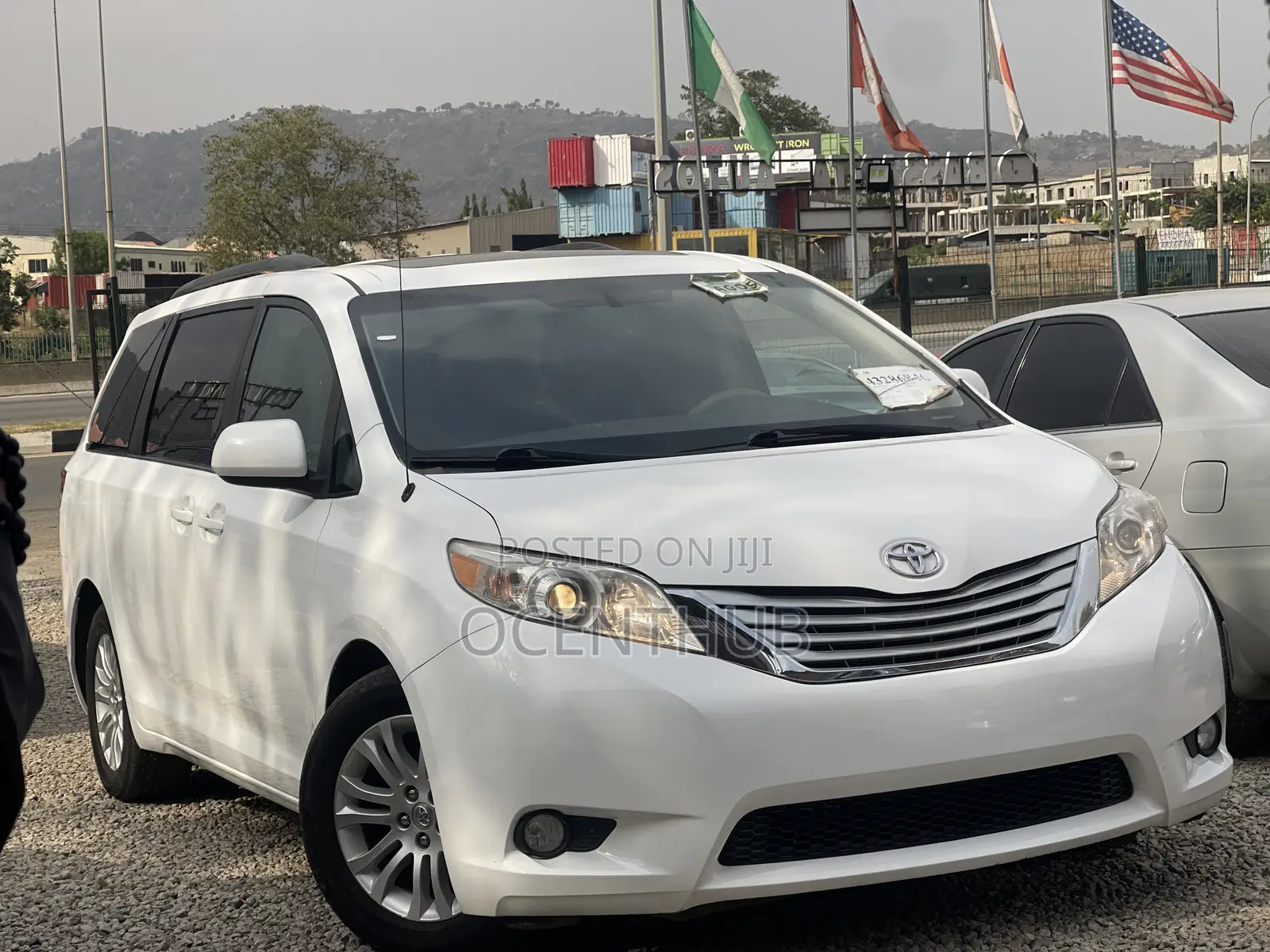 Toyota Sienna XLE 7 Passenger Mobility 2012 White