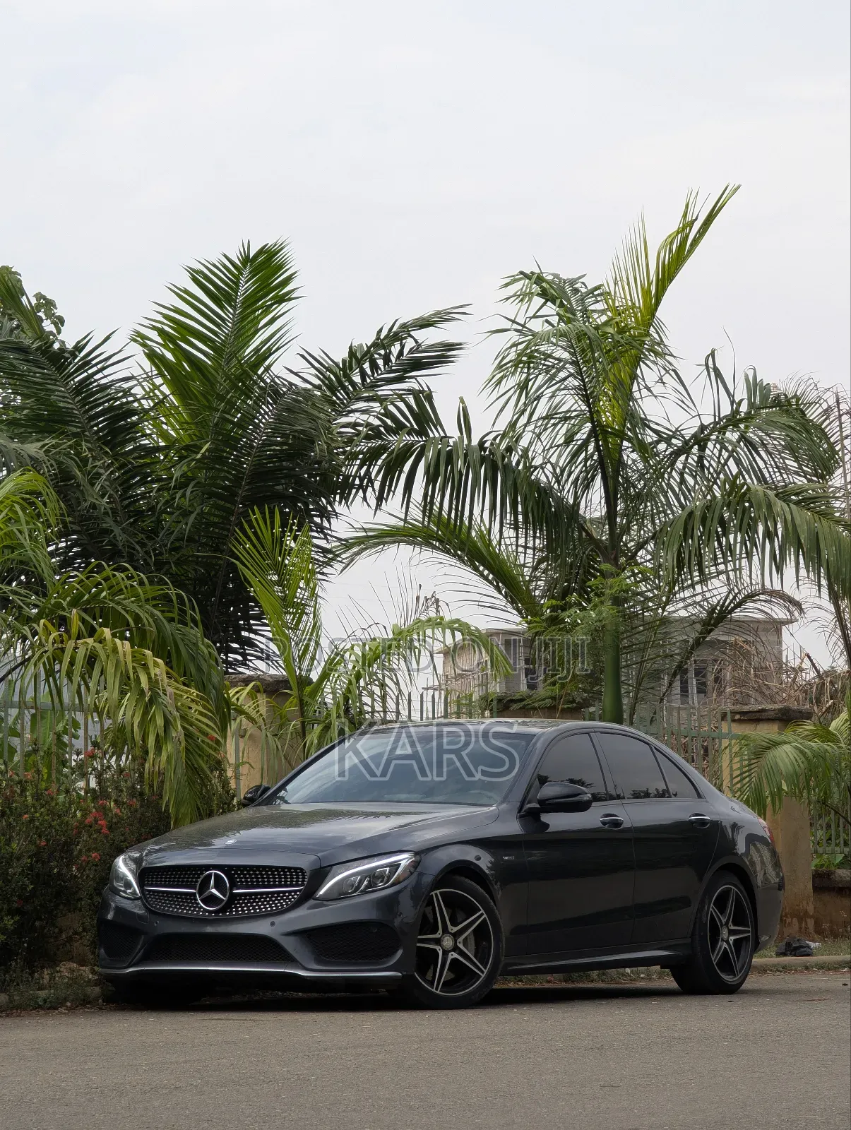 Mercedes-Benz C450 2017 Gray