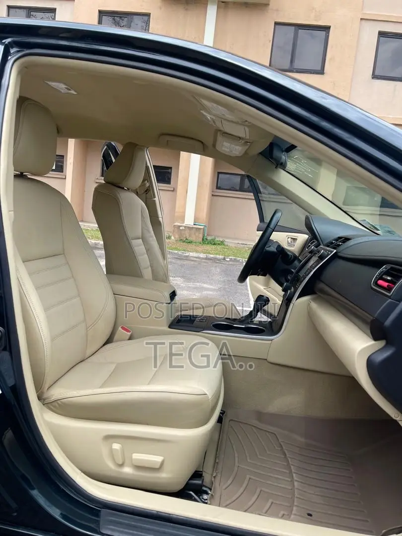Toyota Camry XLE 4dr Sedan (2.5L 4cyl 6A) 2016 Black
