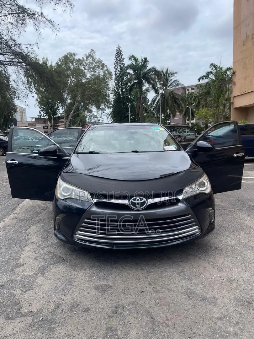 Toyota Camry XLE 4dr Sedan (2.5L 4cyl 6A) 2016 Black