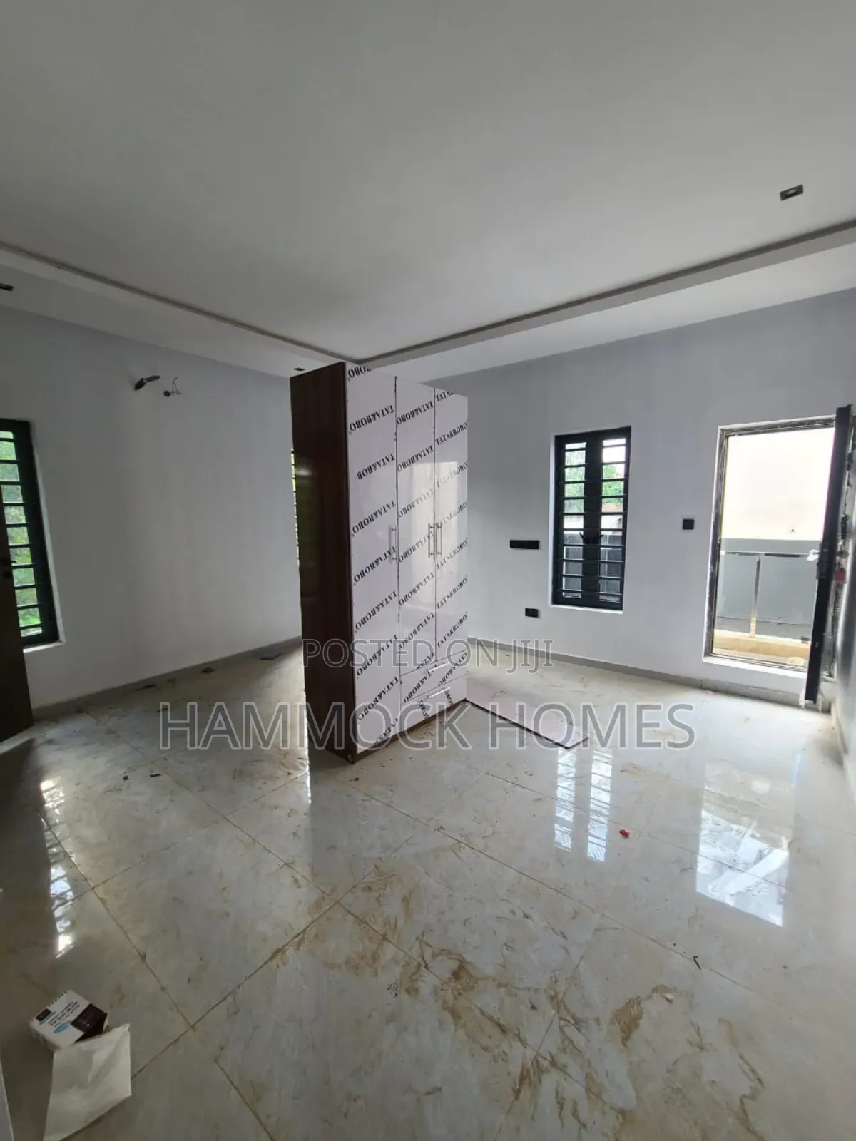 4bdrm Duplex in Old Bodija Estate for sale