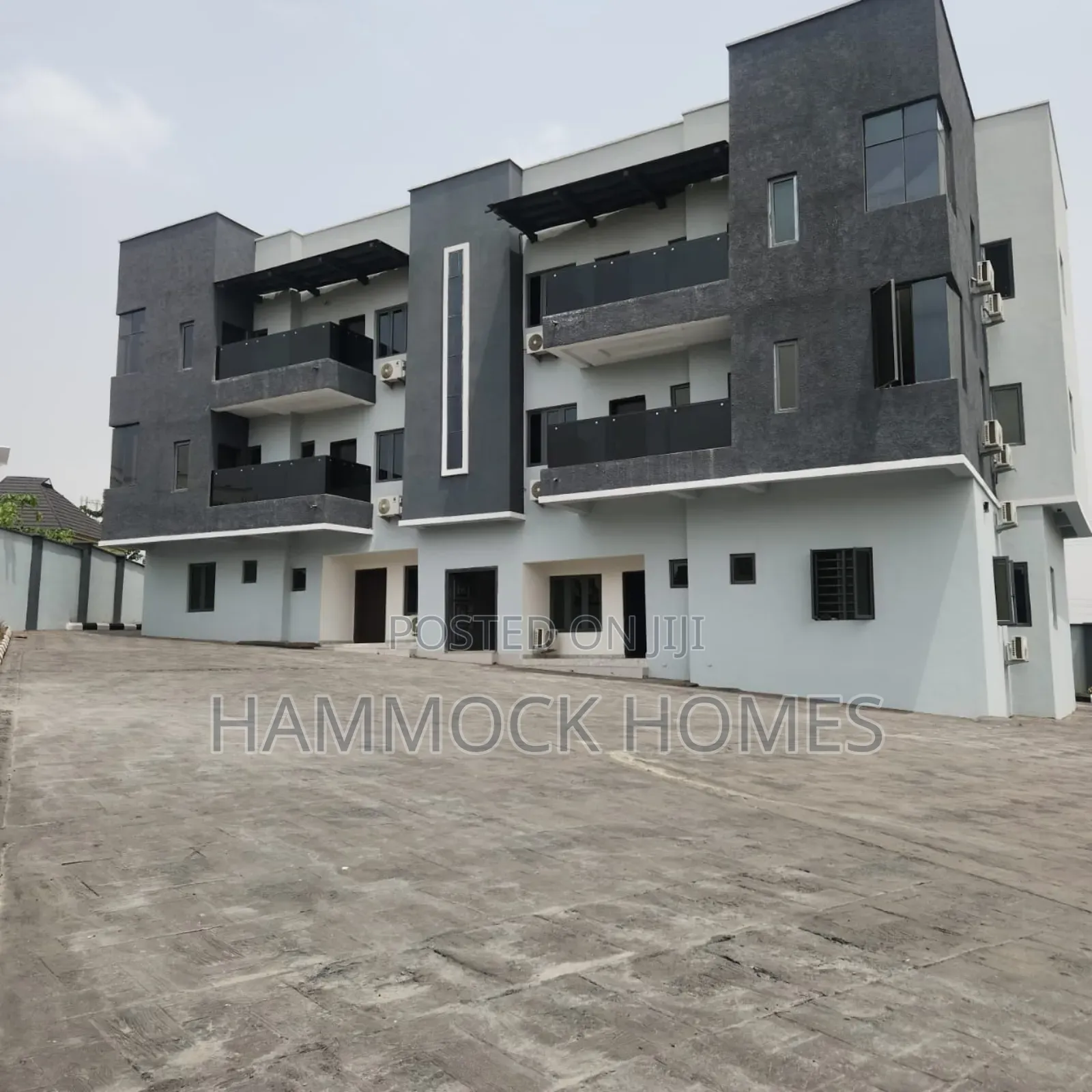 3bdrm Block of Flats in Kolapo Ishola Gra, Akobo for rent